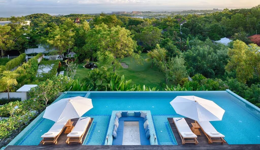 luxury 4-bedroom villa in Uluwatu