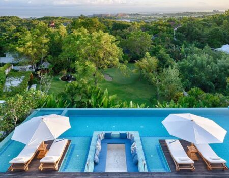 luxury 4-bedroom villa in Uluwatu